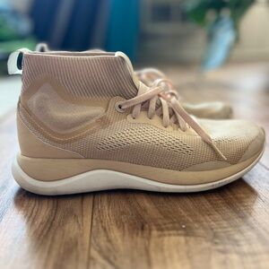 lululemon athletica prosecco Athletic Shoes